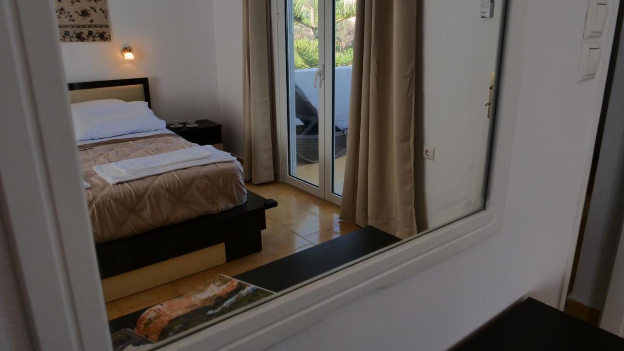 Thea Apartment Agia Marina  Exterior photo